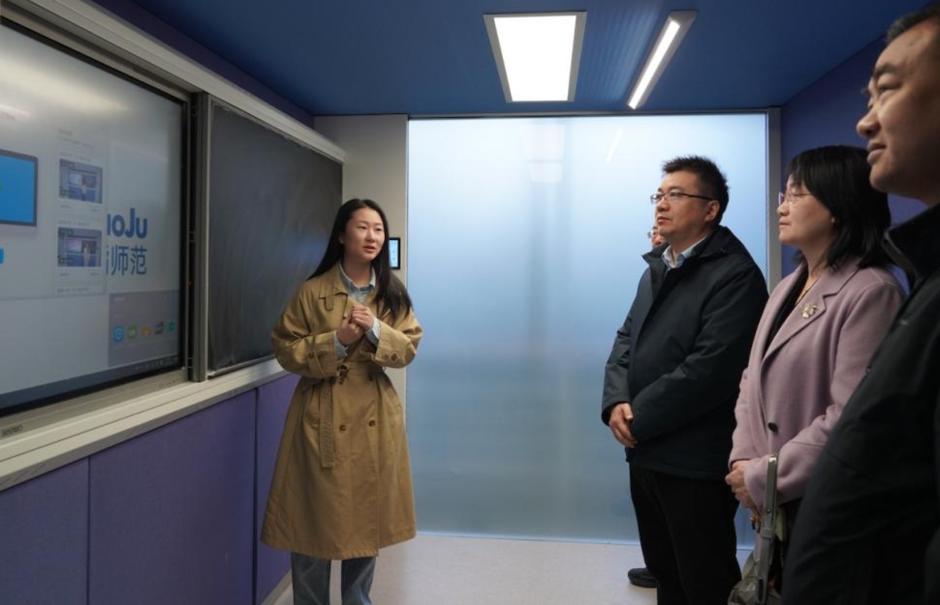 宁夏师范大学副校长黄涛一行来我校调研交流